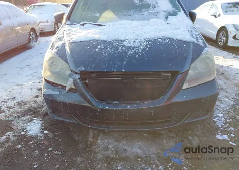 2005 Honda Odyssey Ex z USA, uszkodzony, nr VIN 5FNRL38425B400464